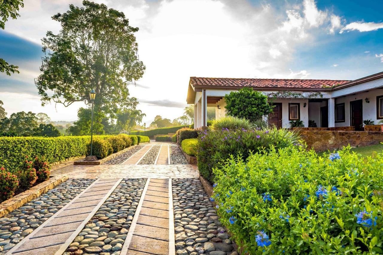 Hotel Estrella Del Monte Armenia  Εξωτερικό φωτογραφία
